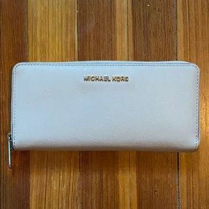 Michael Kors Continental Wallet - Nude